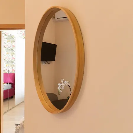 Happy Colours By Ghor Apartment